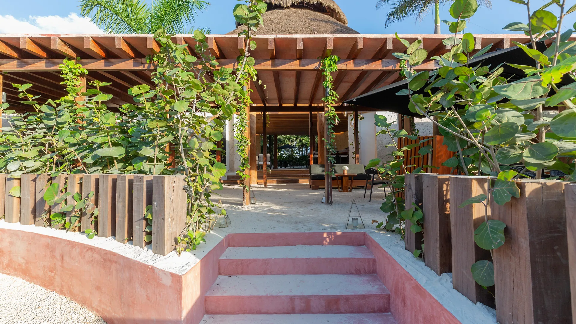 Tago Tulum By G Hotels